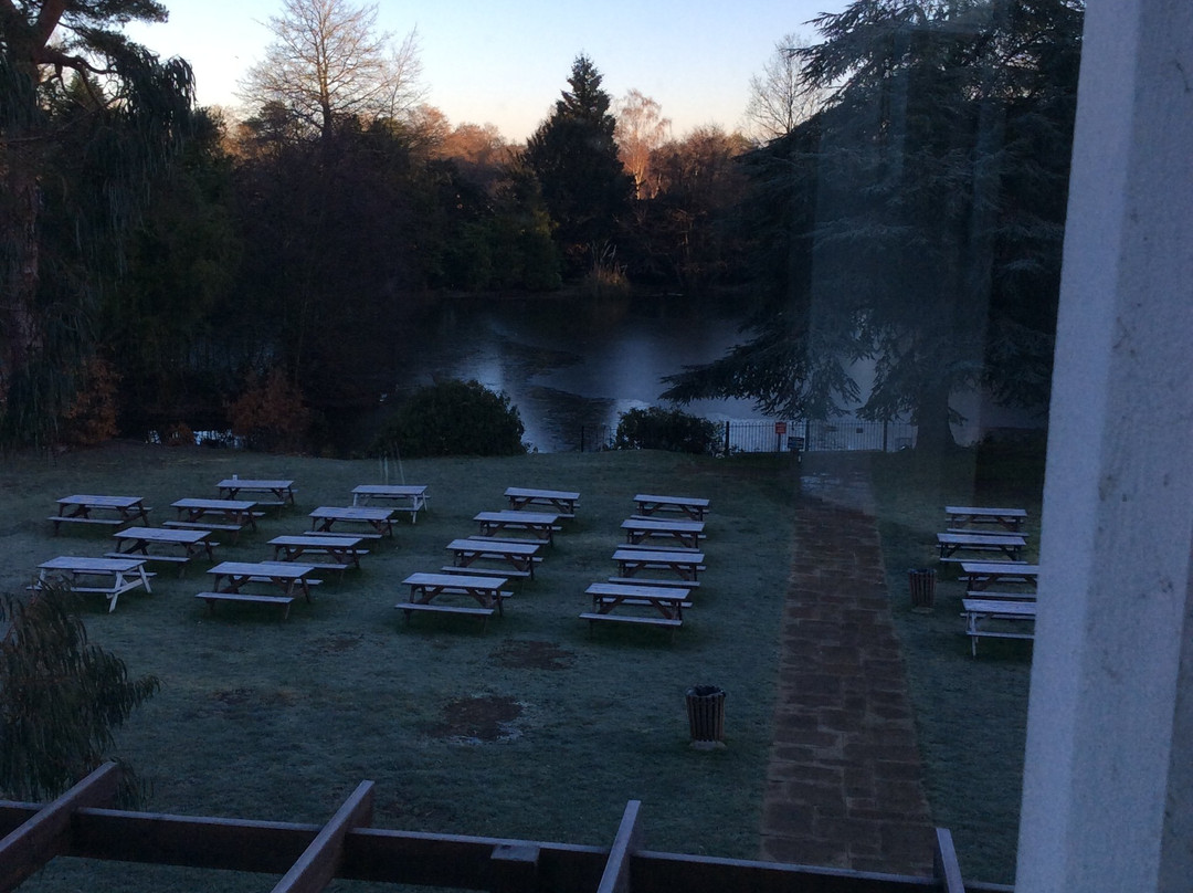 Worplesdon Place (Hotel)主图