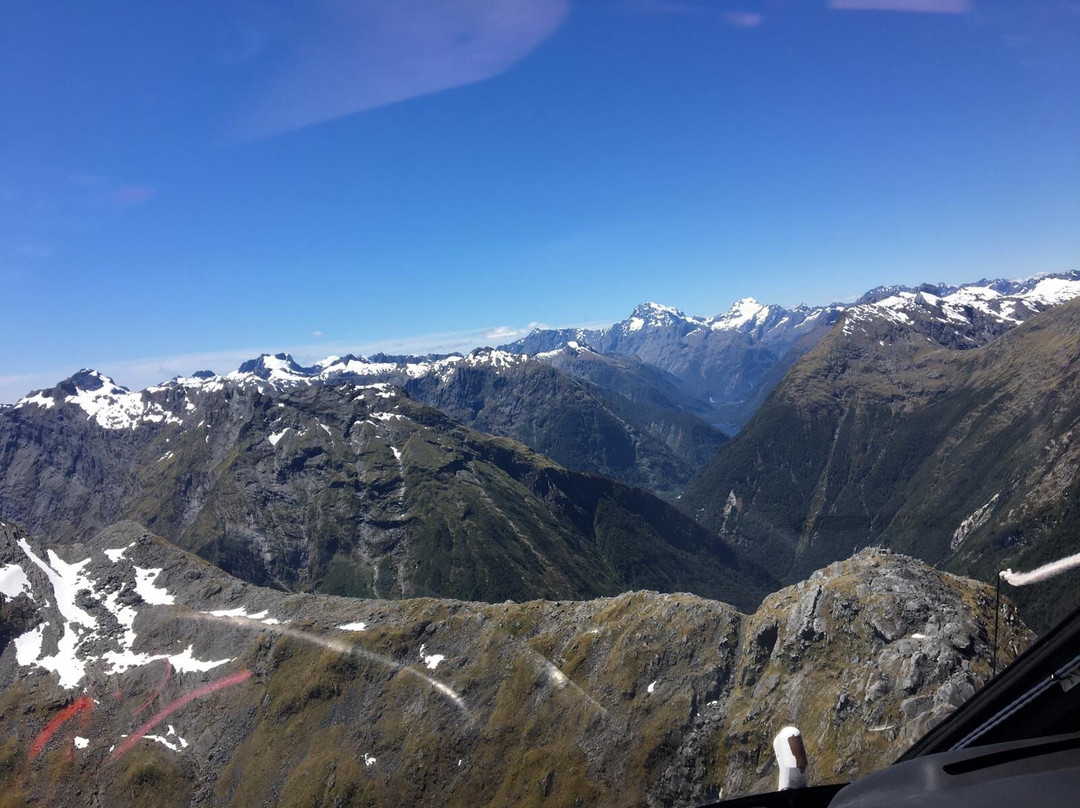 Milford Sound Helicopters景点图片
