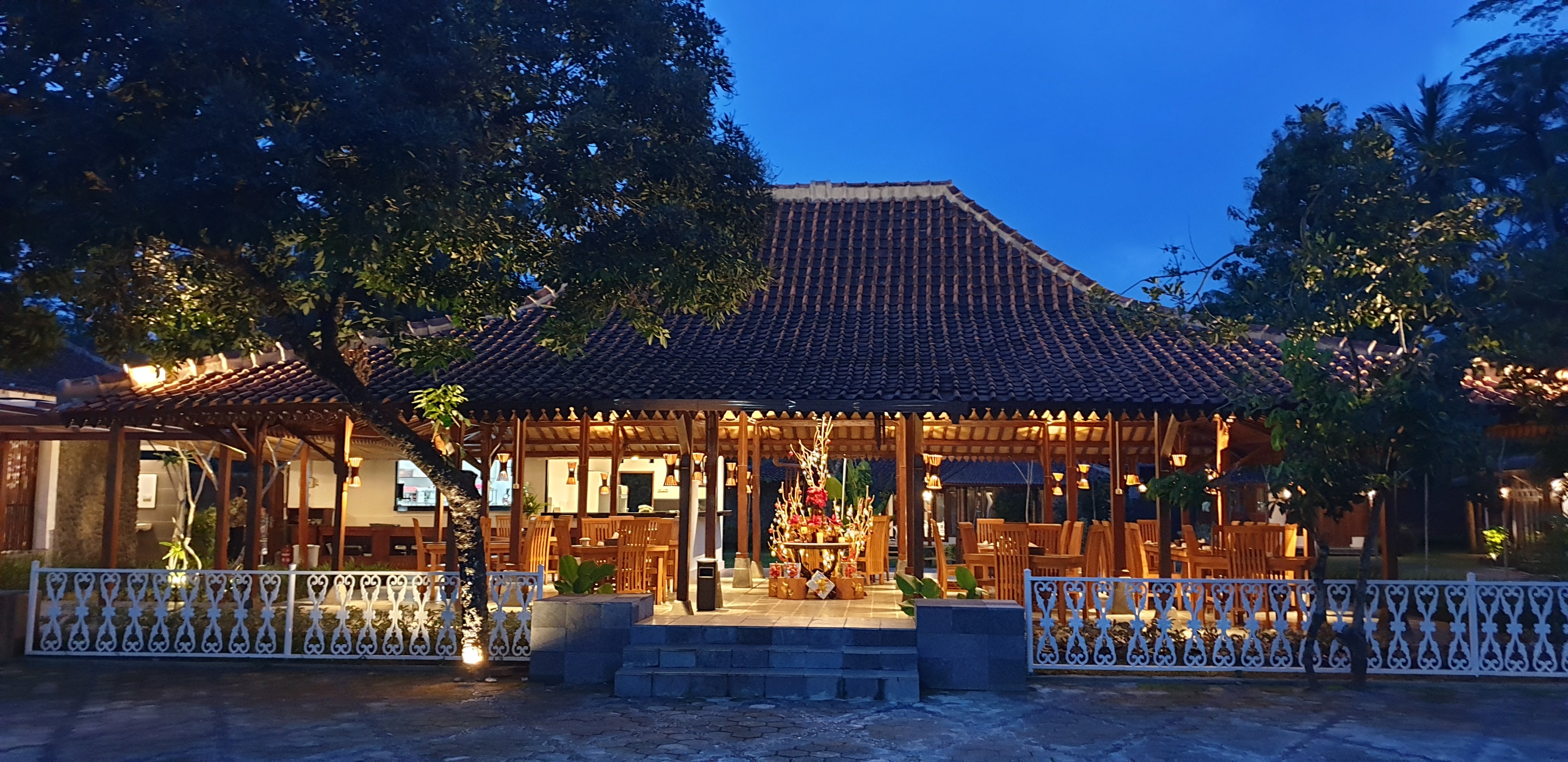 The Nalaya Hotel & Resto-官方