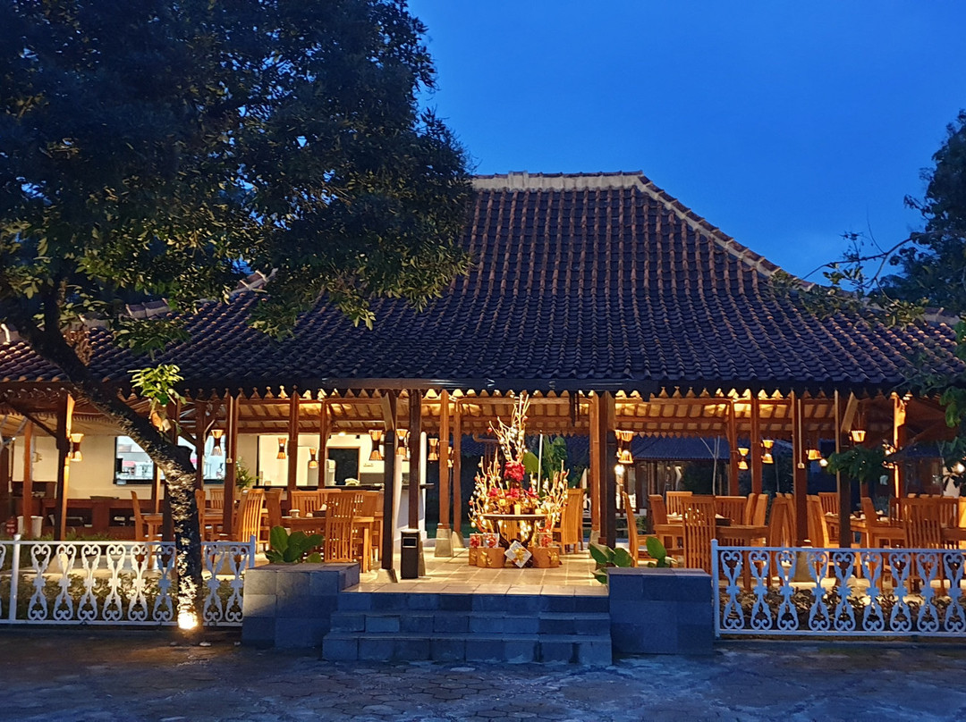 Wanurejo酒店住宿-The Nalaya Hotel & Resto