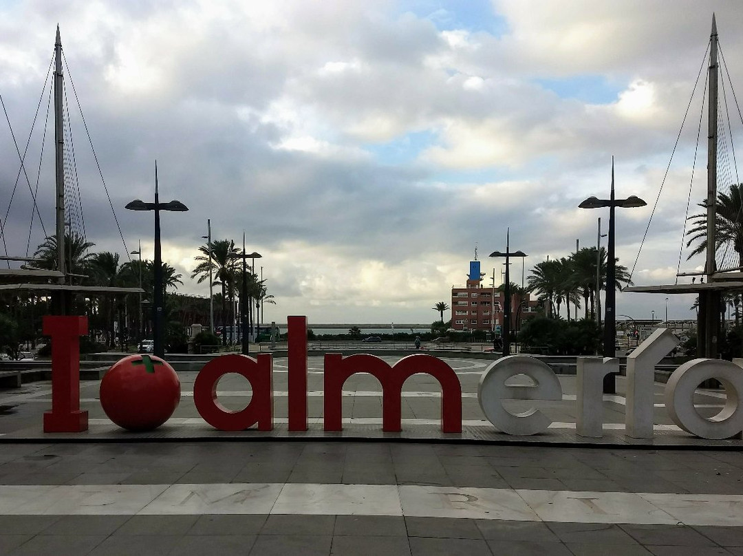 Paseo de Almeria景点图片