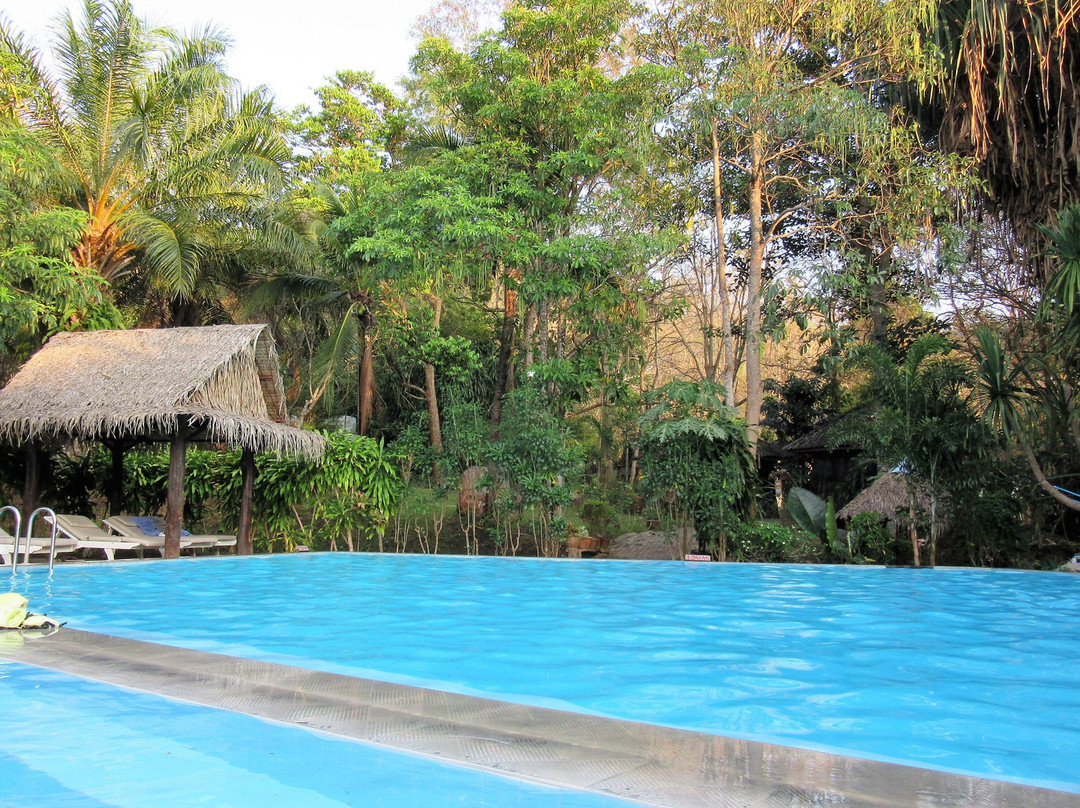 Home Phutoey River Kwai Hotspring & Nature Resort主图