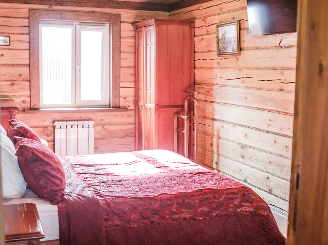 Alyonushkin Teremok Guest House主图