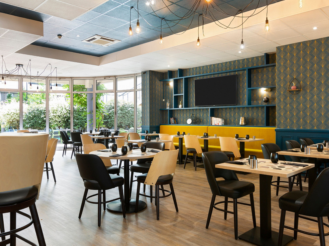 Saint Pierre des Corps餐馆和美食-Brasserie Le Parvis