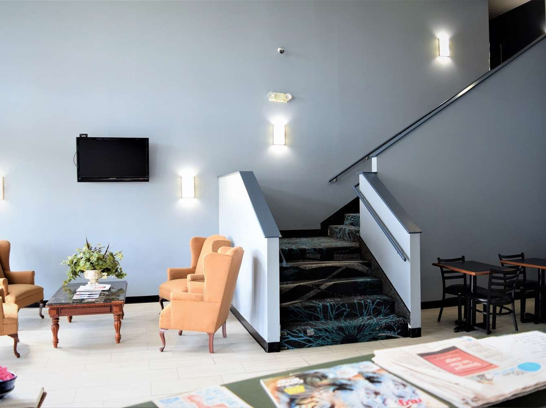 Days Inn by Wyndham Montgomery主图