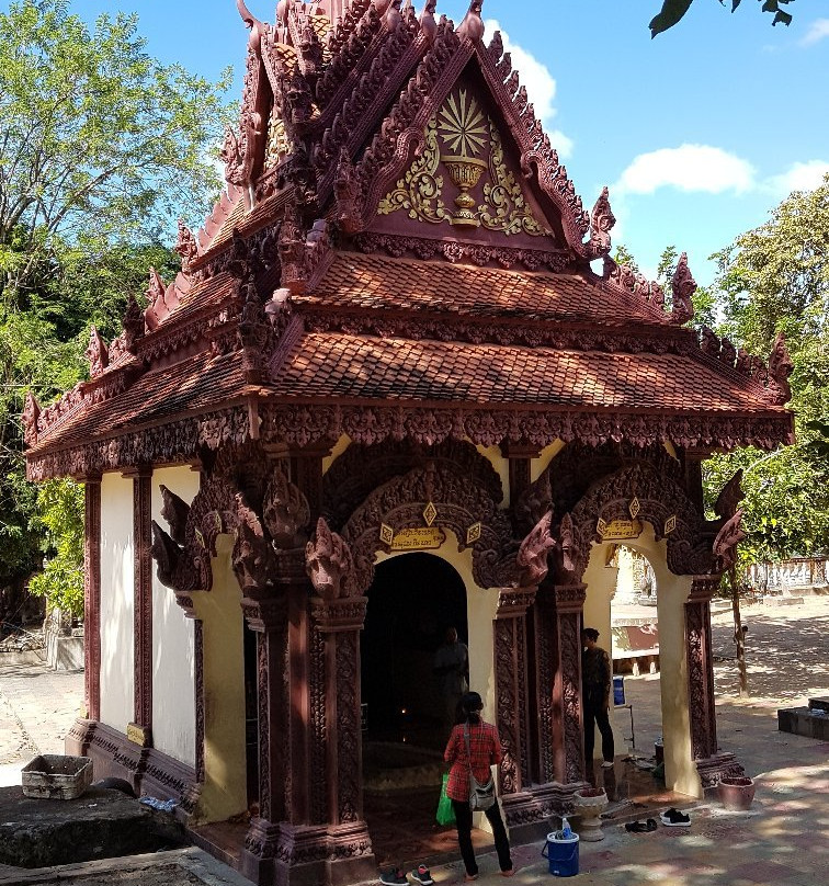 Phnom Santuk Temple景点图片