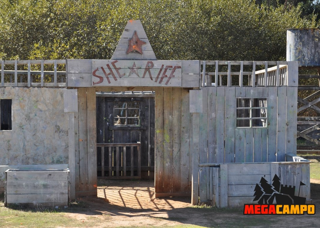Megacampo Adventure Park景点图片