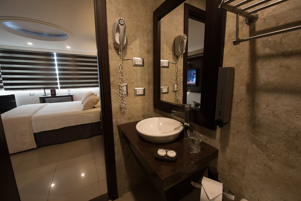 Veuxor Executive Hotel主图