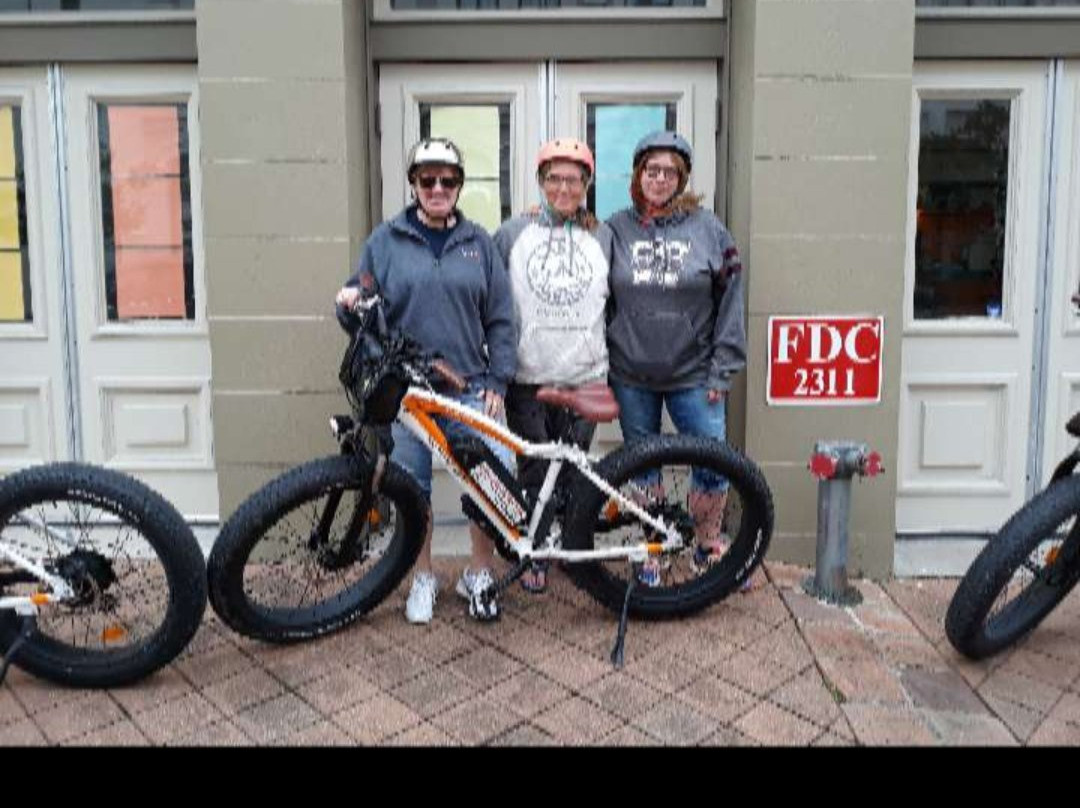 Zipp E-Bikes-盖维斯顿必去景点