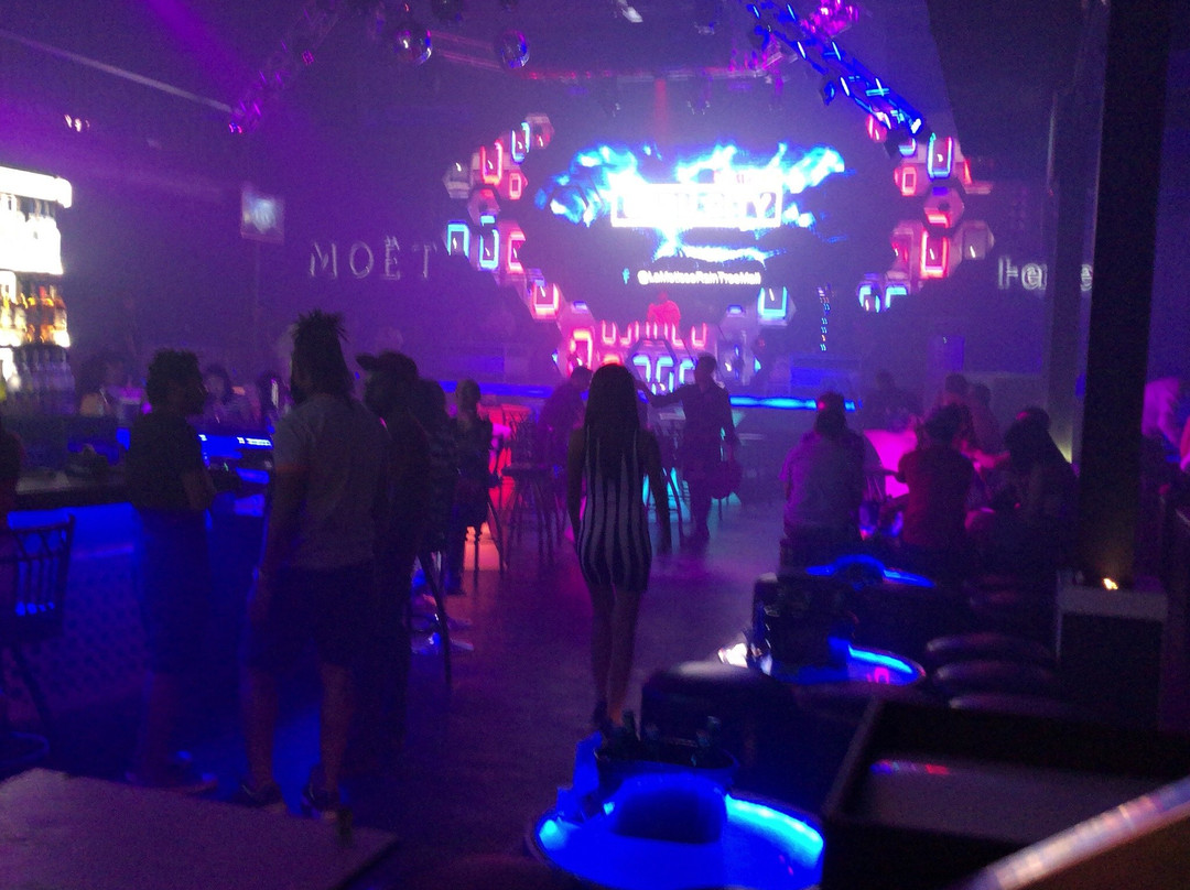 LIV Super Club- 曼达维必去景点