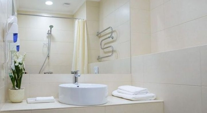 Red Village Hotel主图