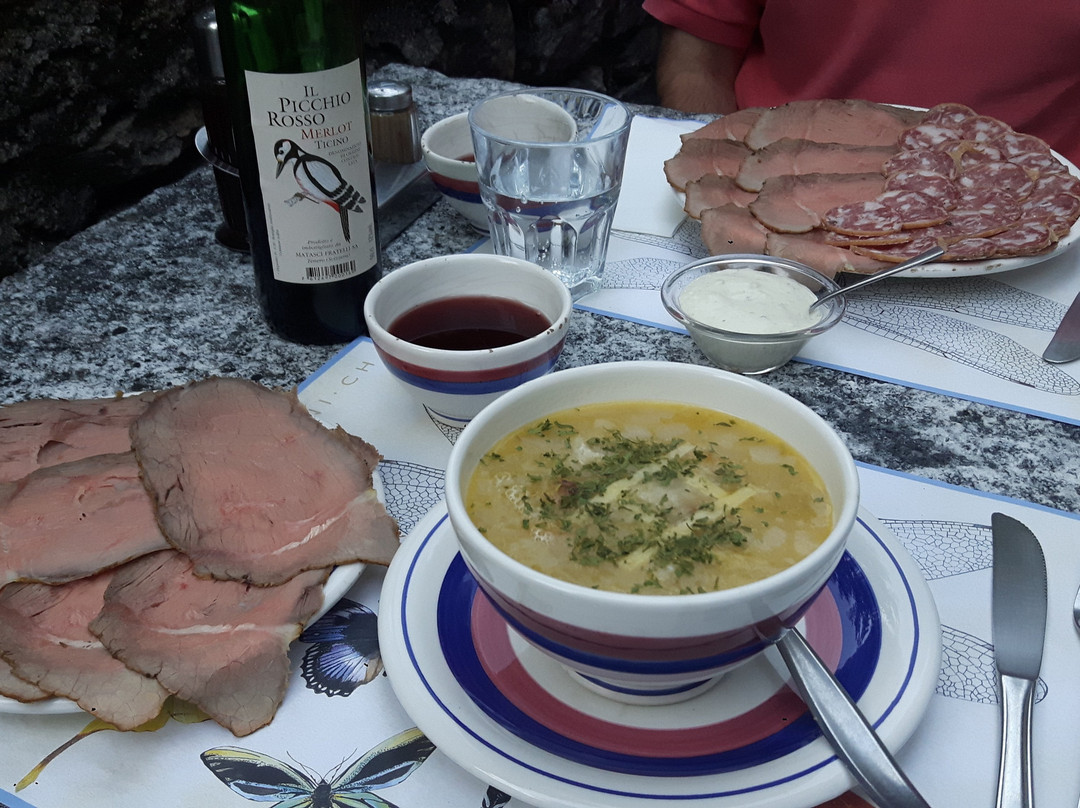 Riviera餐馆和美食-Grotto pozzon