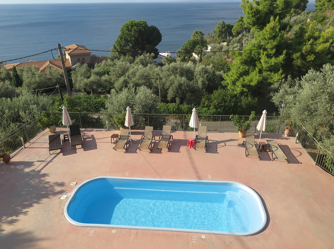 Areti Studios and Appartments主图