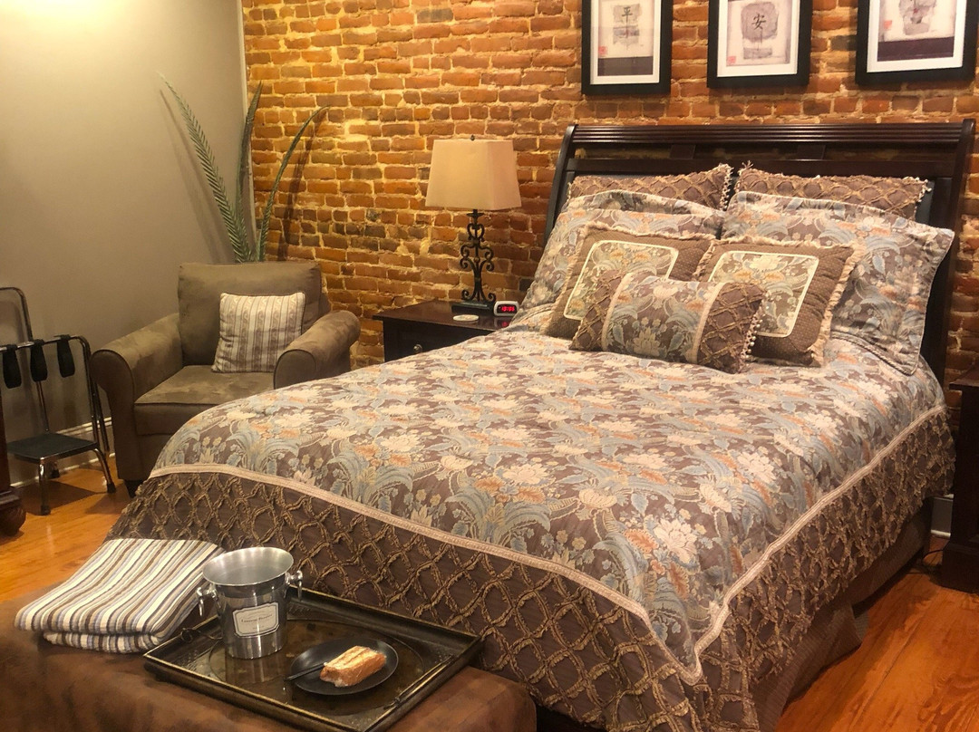 Inn on the Square主图