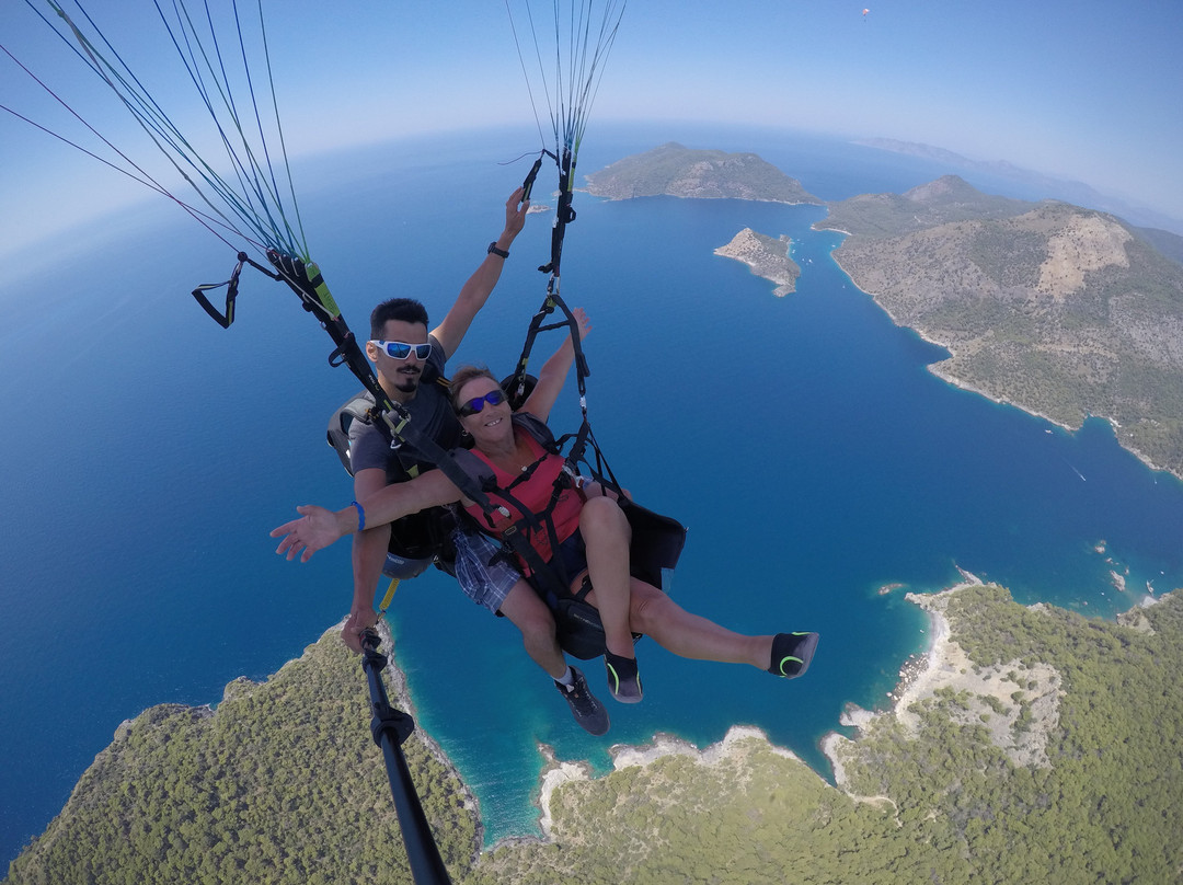 Fly Laputa Tandem Paragliding景点图片