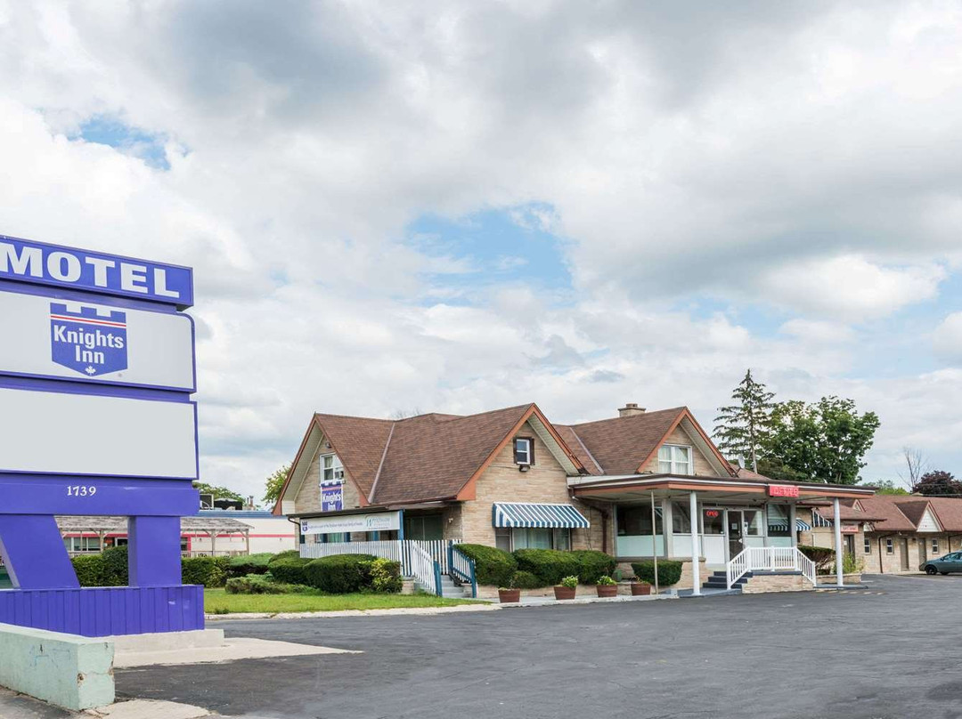 Knights Inn London主图