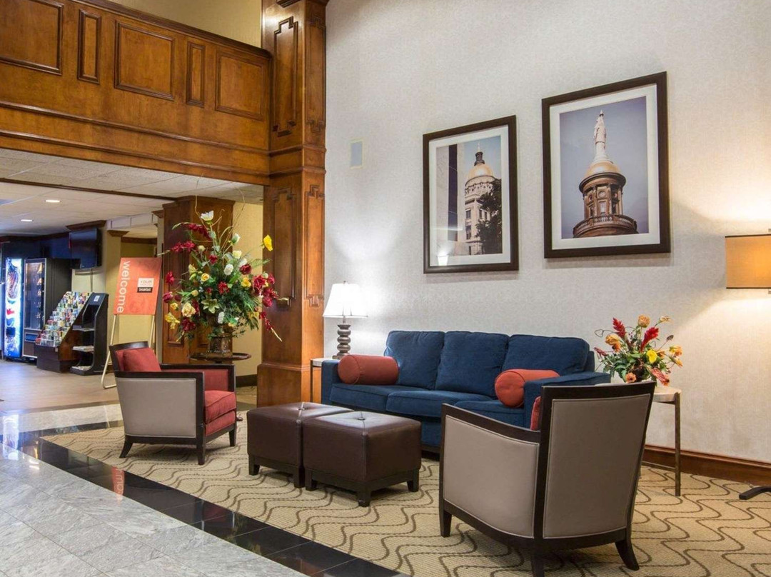Comfort Suites Cumming-Atlanta Near Northside Hospital Forsyth主图