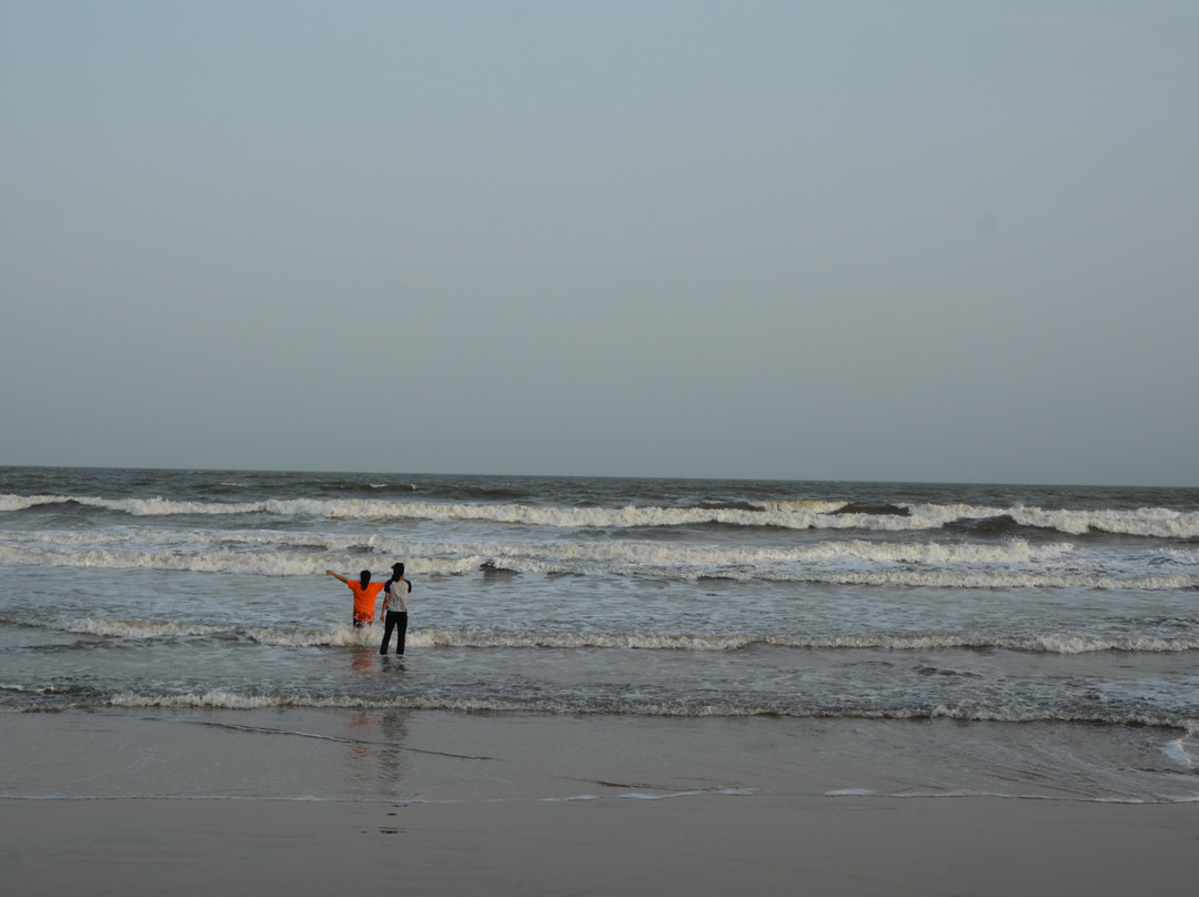 Surya Lanka Beach景点图片
