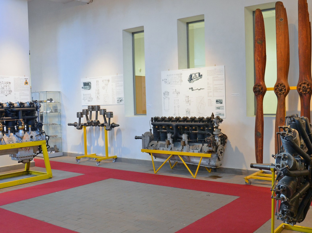 Grisi旅游景点-Museo Storico dei Motori e dei Meccanismi