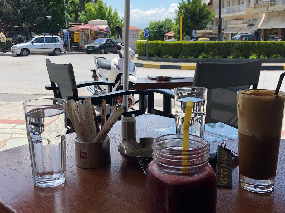 Pertouli餐馆和美食-Melydron Cafe