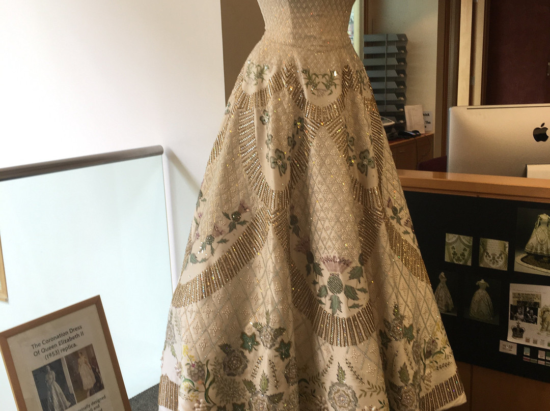 Angels Costumes The Tour-伦敦必去景点