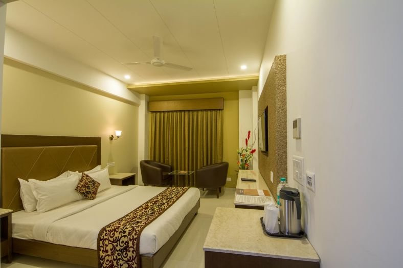 The Grand Vinayak Hotel主图