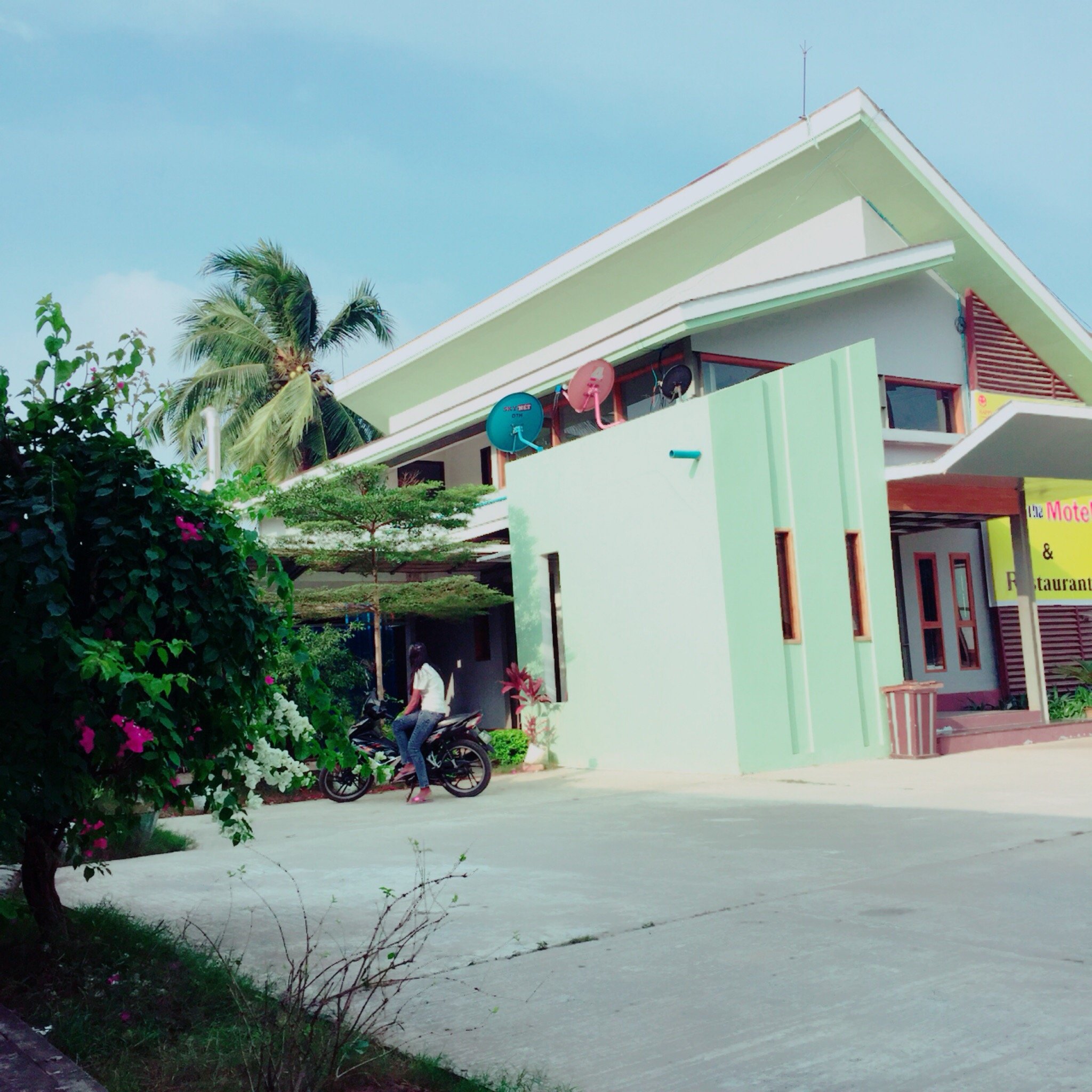 Happy Chaungtha Motel-官方