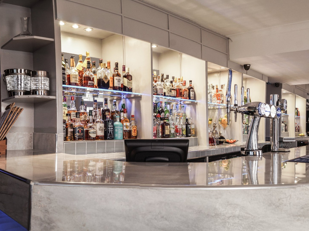 Quayside Hotel & Bar主图