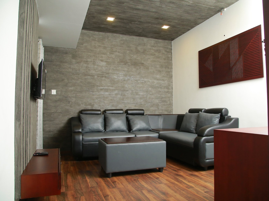 Four N Square Residency主图