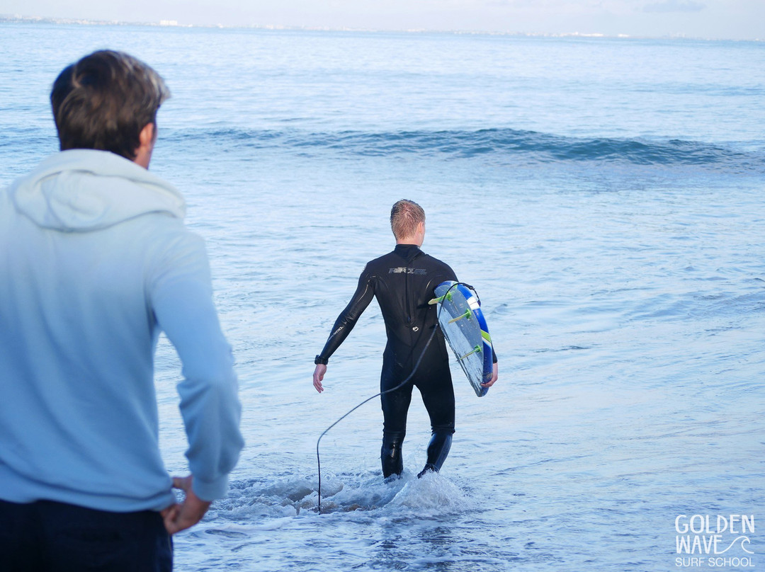 Golden Wave Surf School-洛杉矶必去景点
