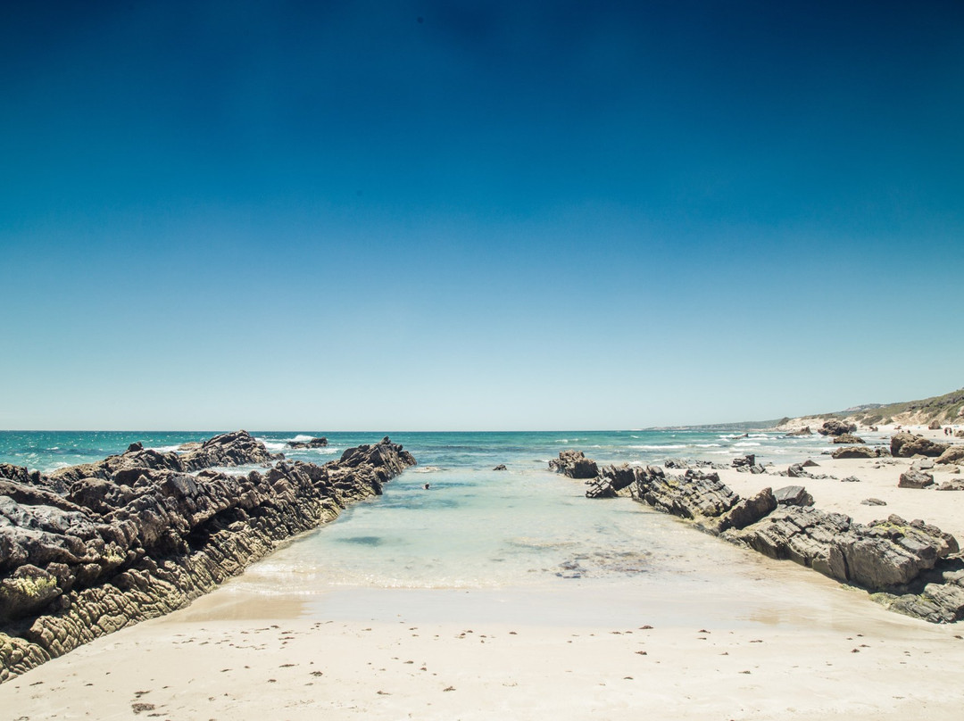 Piscinas Naturales de Bolonia景点图片