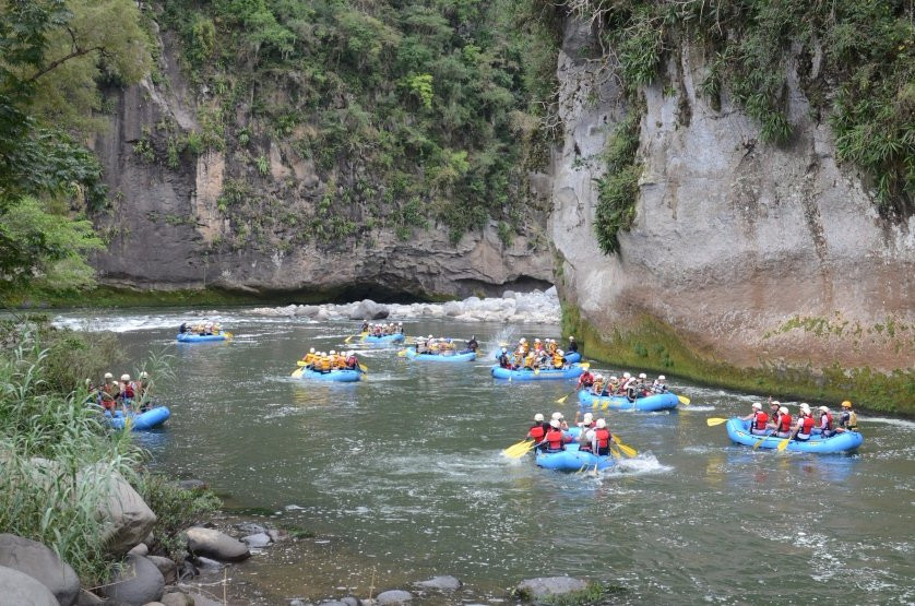 Professional Adventure Team景点图片