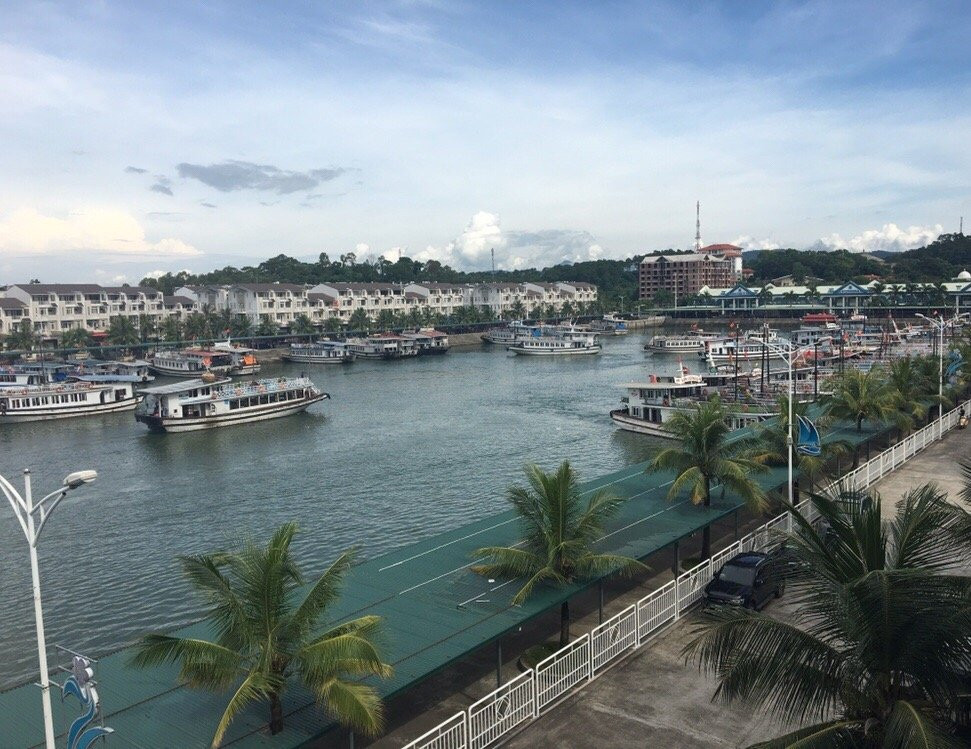 Tuan Chau Marina Hotel