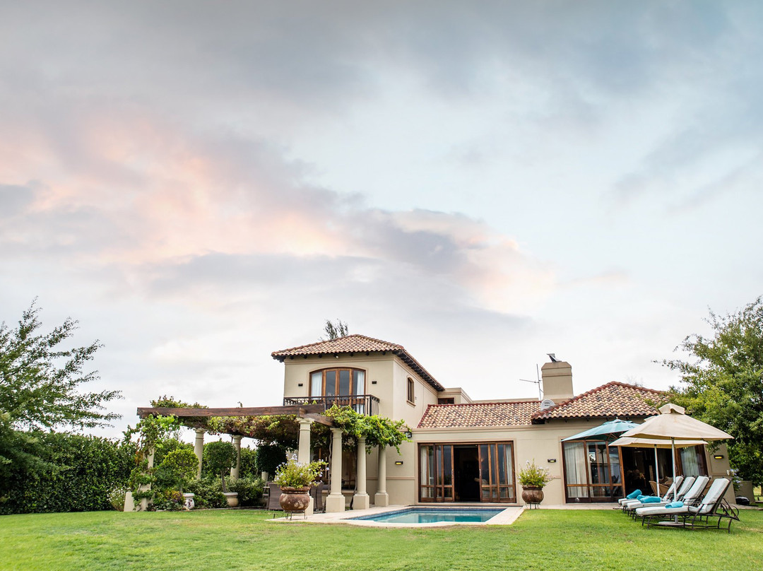 La Bella Vita Villa