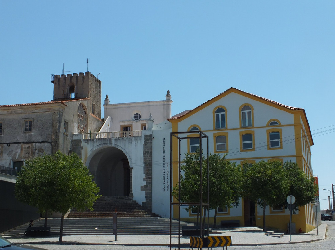 Conjunto constituído pela Igreja e antigo Convento de São Francisco e Fábrica Robinson景点图片