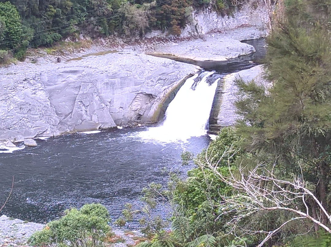 Raukawa Falls-Ohau必去景点