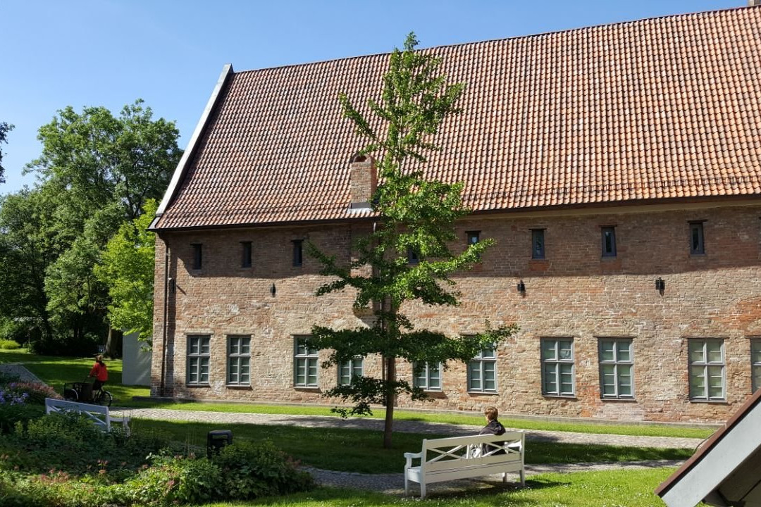 Kloster zum Heiligen Kreuz景点图片