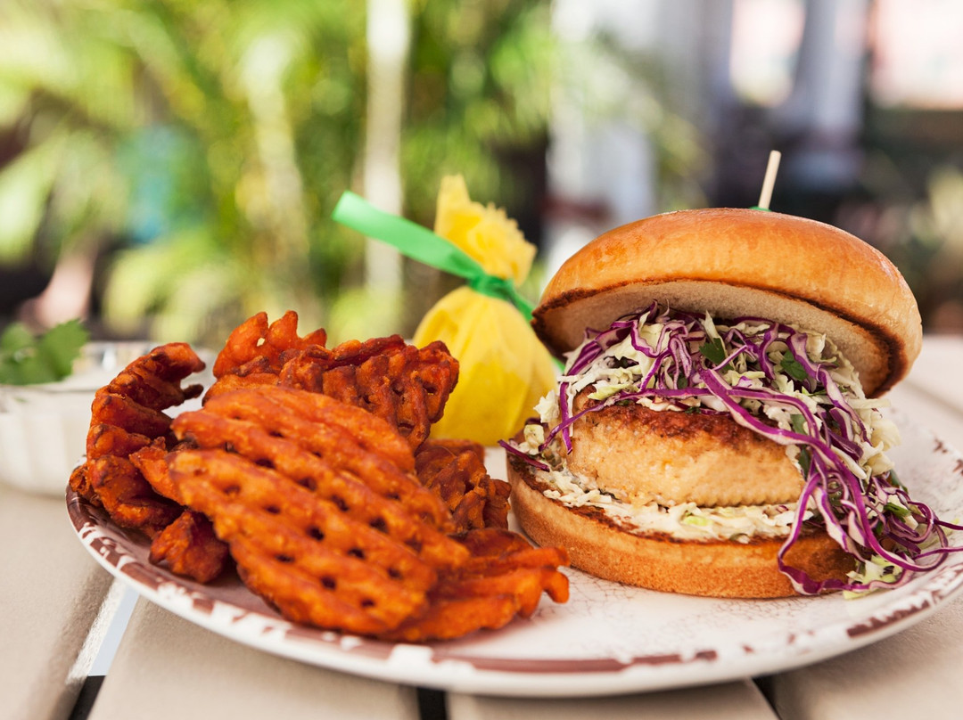 Calypso's Pool Bar & Grille