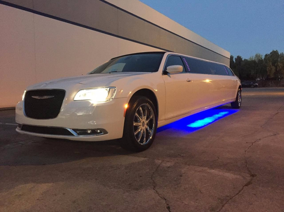 Epic Limousine-戴利城必去景点