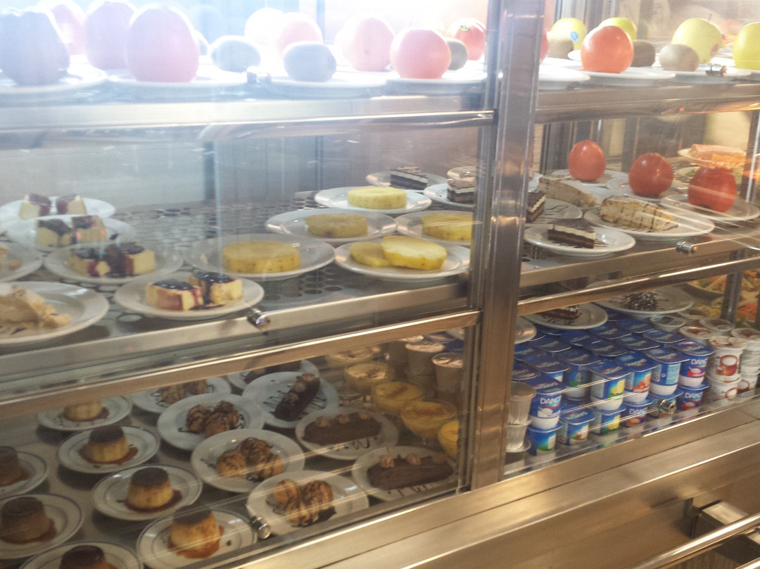 Almussafes餐馆和美食-Avenida