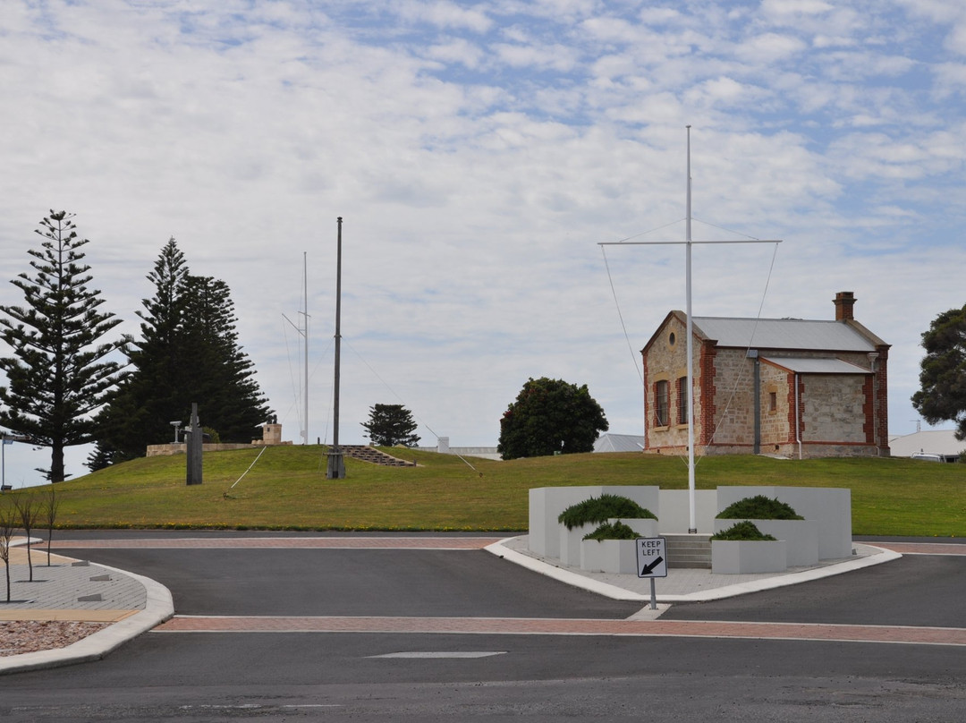 Robe Fishermen's Memorial-罗布必去景点