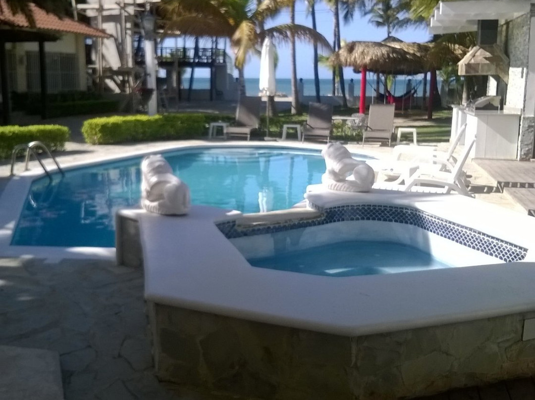 Hotel El Cayito Beach Resort