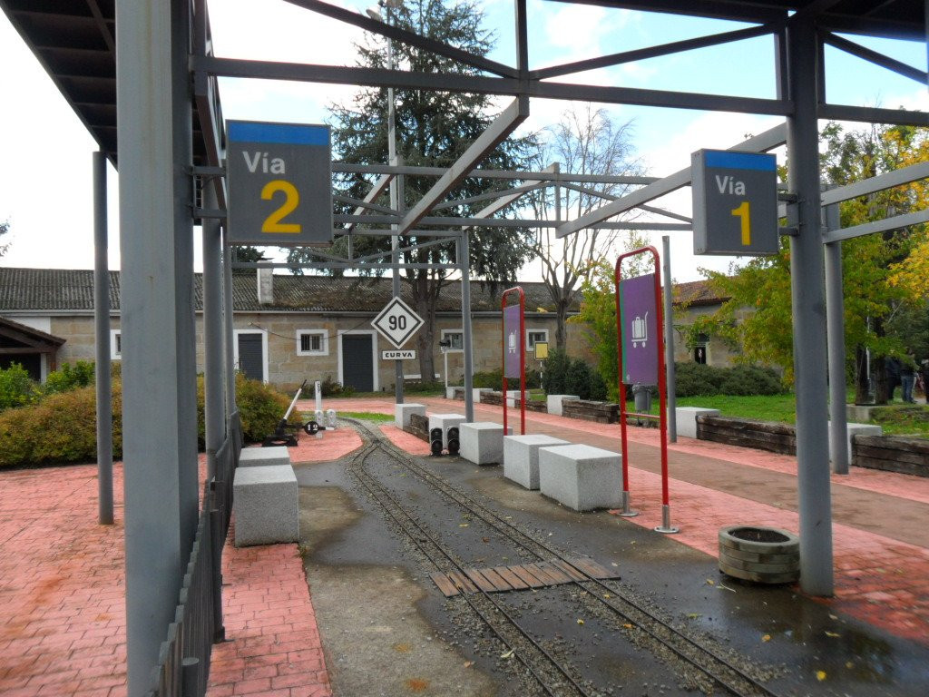 Parque Ferroviario Carrileiros景点图片