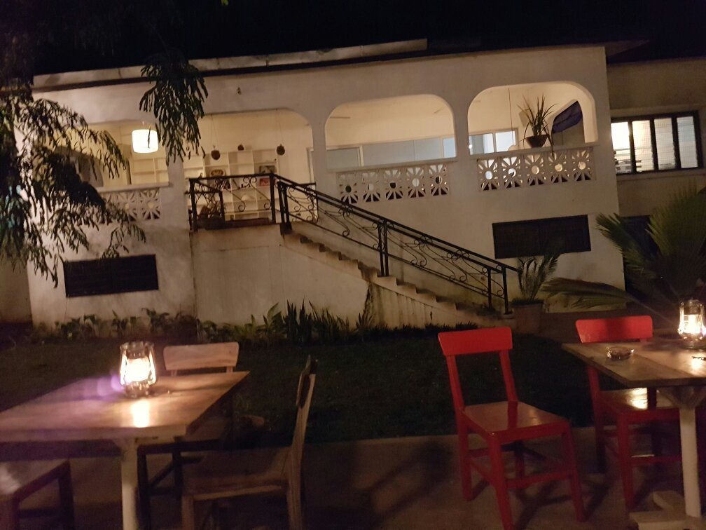 Tamale餐馆和美食-Chuck's Bar & Restaurant