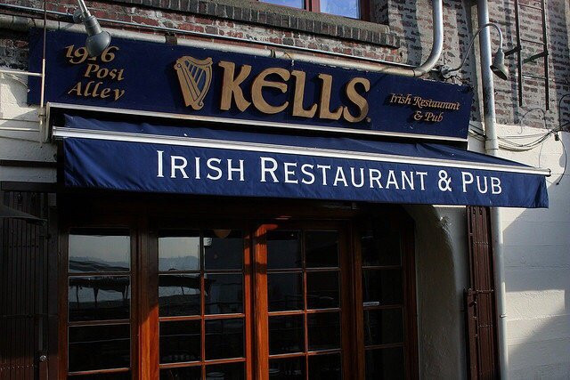 Kells Irish Pub景点图片