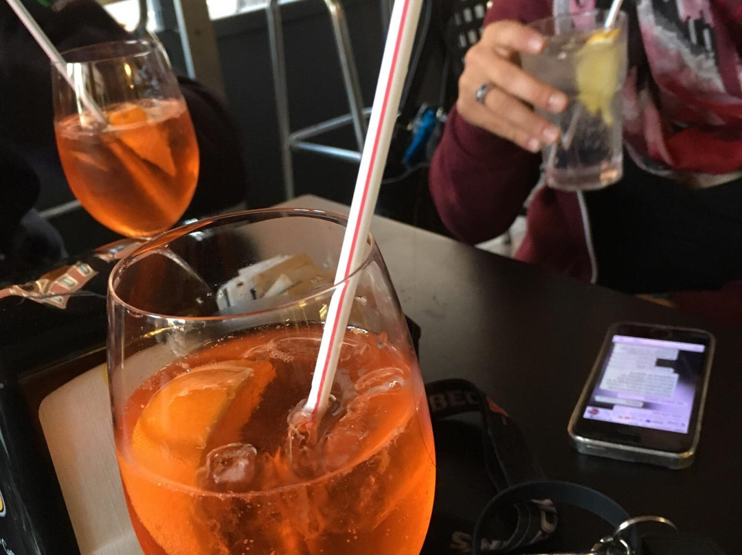 Bar onda marina-博洛尼亚必去景点