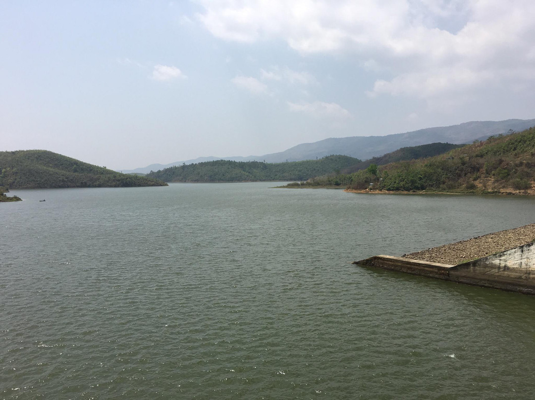 Tamu旅游景点-Khuga Dam