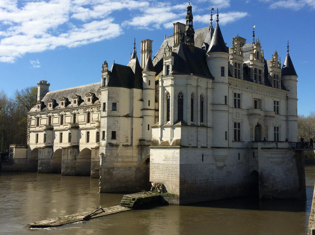 Saint-Antoine-du-Rocher旅游攻略图片