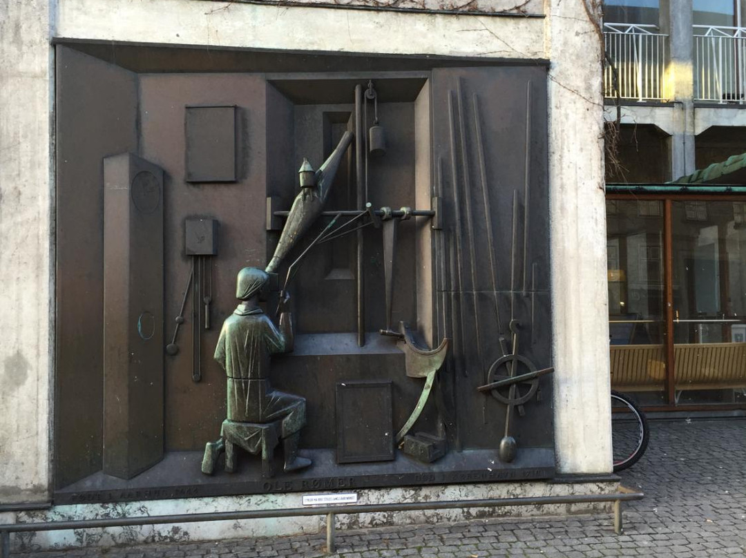 Minderelief For Ole Romer-欧胡斯必去景点