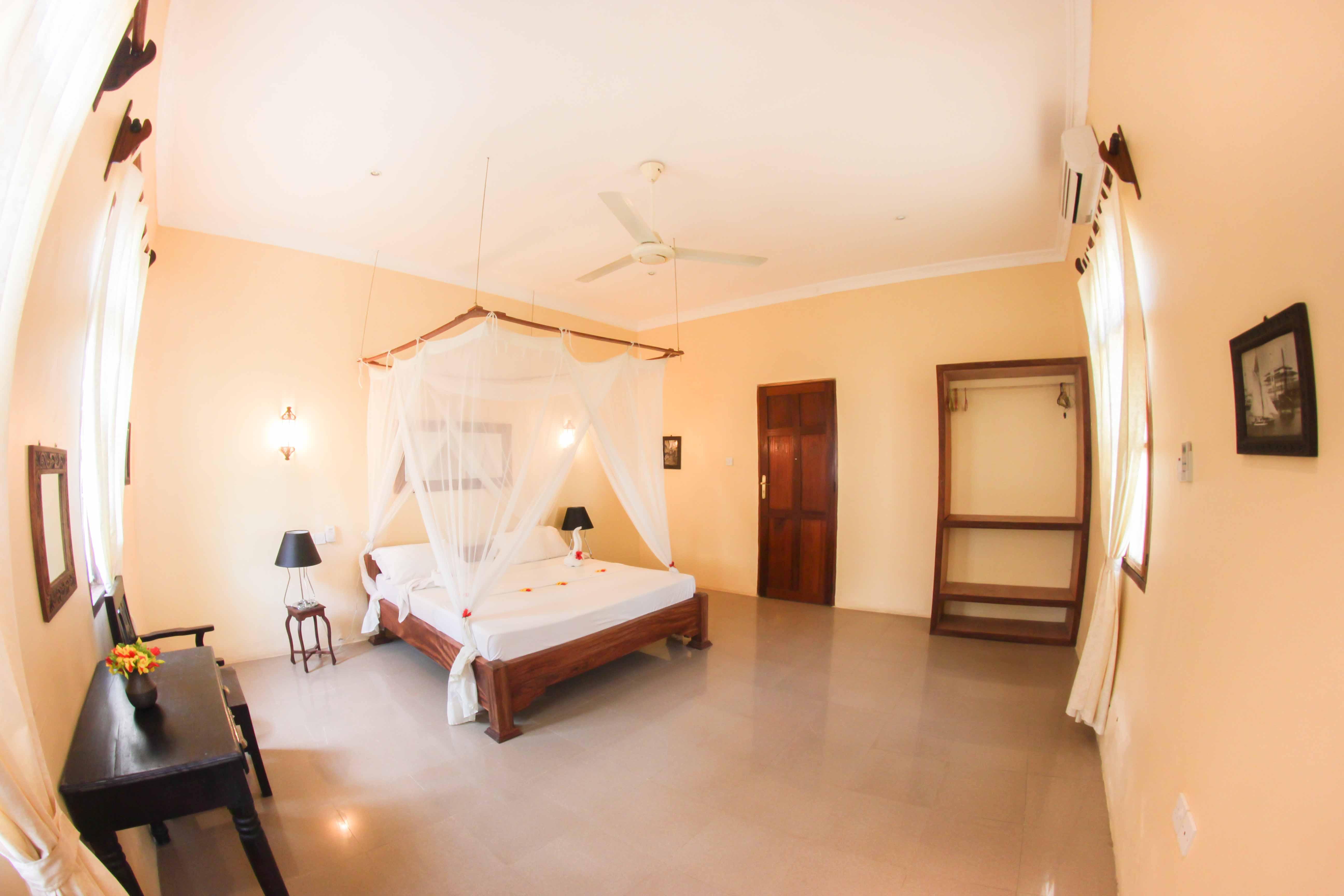 Travellers Lodge-官方
